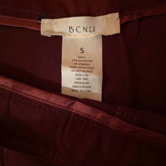 Gaucho- Palazzo Pants. - Picture 3 of 4